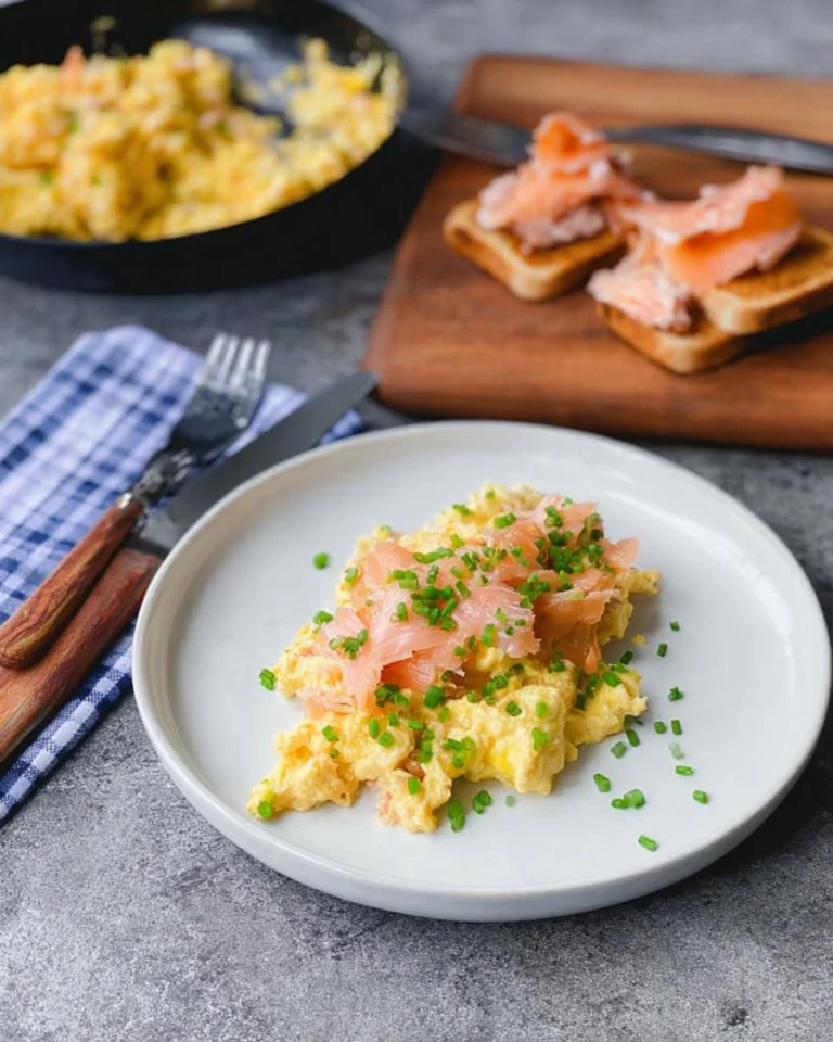 Soft-Scrambled-Eggs-with-Smoked-Salmon-Chives-Toast-or-Bagel-Recipe